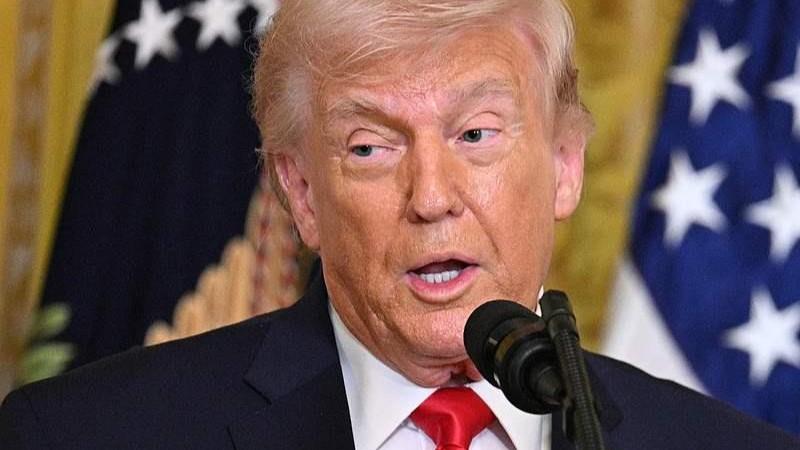 伊朗权力更迭的博弈逻辑:最高领袖选举背后的地缘安全与制度韧性 新闻