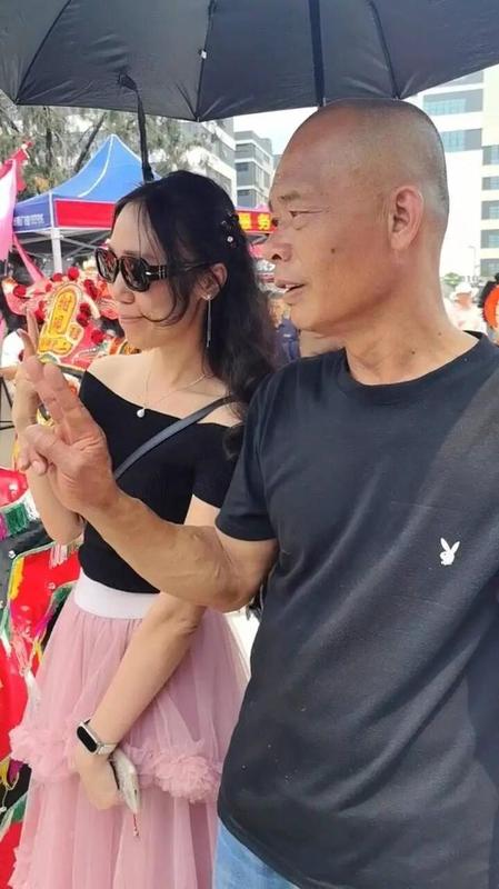  一碗鸡煲背后的经营哲学：顺德莫氏鸡煲爆红事件深度复盘 企业服务